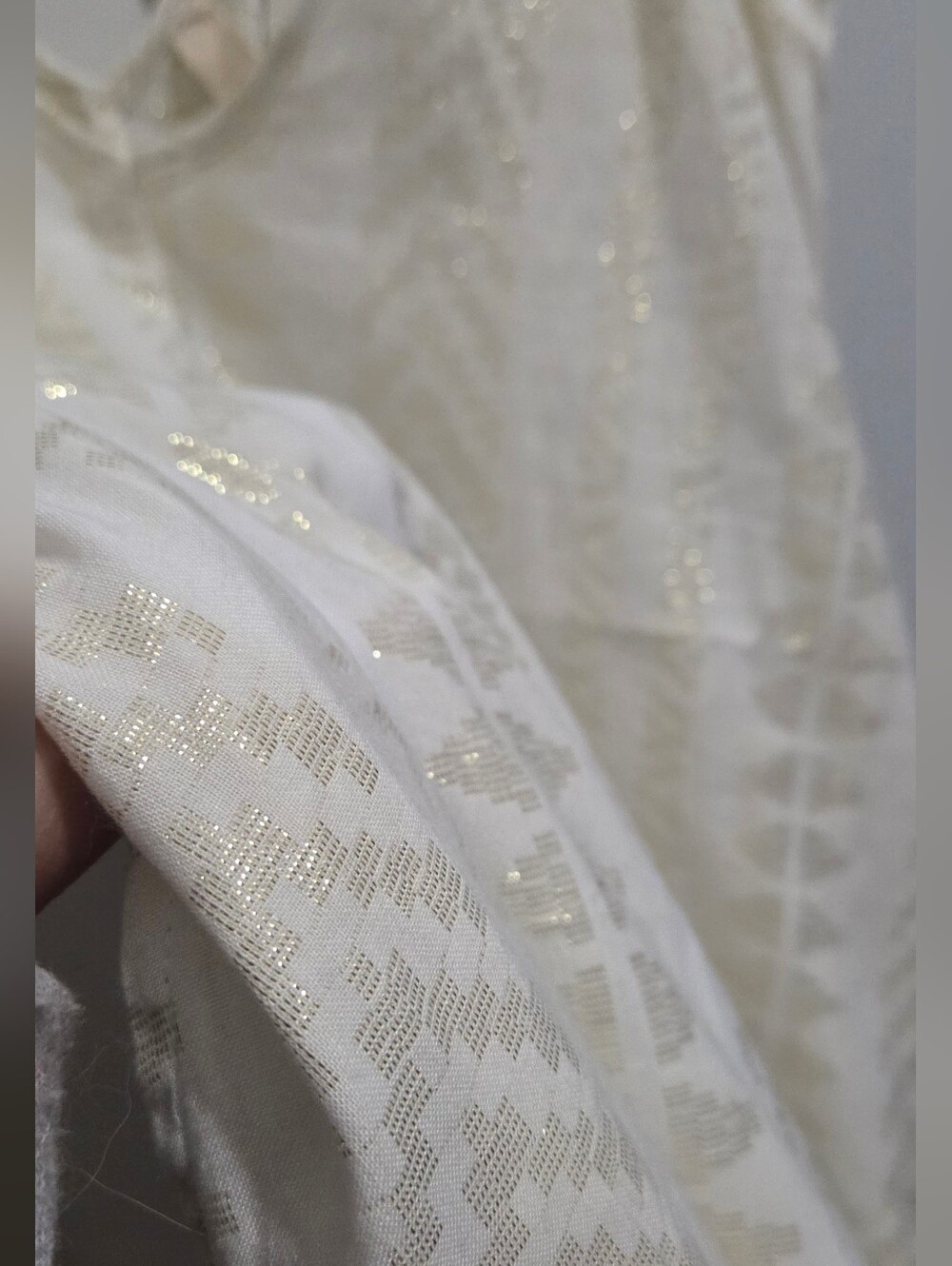 Elan cream textured slip with subtle metallic accents - Picture 3 of 10